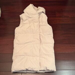 Primark Women's Light Beige Puffer Vest